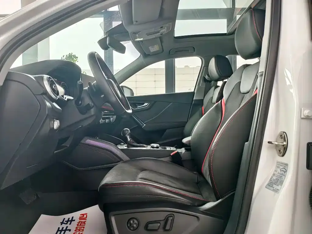 Audi Q2L 2024 из CN, фото 6