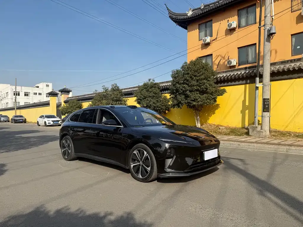 NIO ET5T 2024 из CN, фото 2