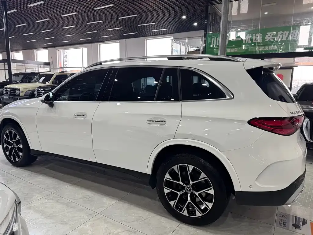 Mercedes-Benz GLC — фото 10