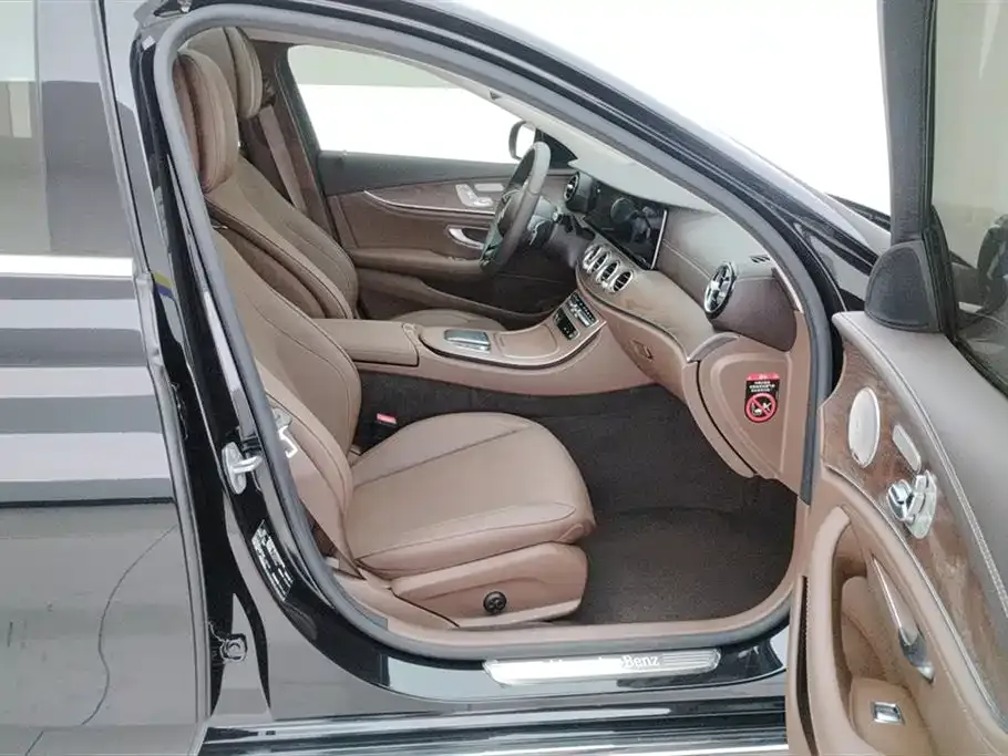 Mercedes-Benz E-Class 2023 из CN, фото 8