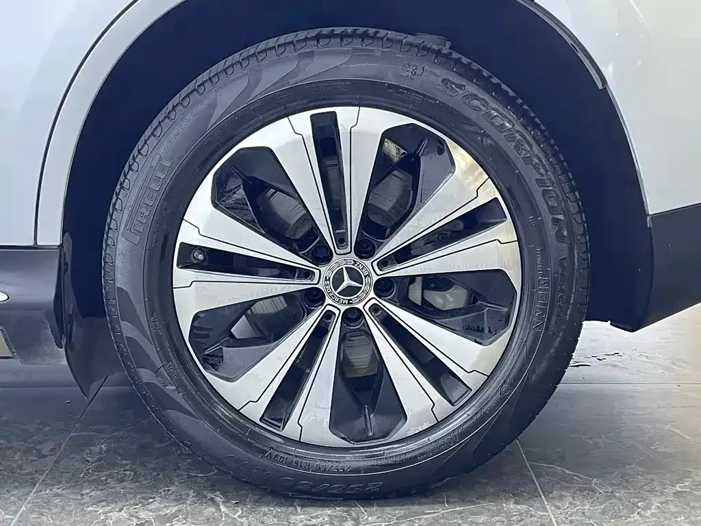 Mercedes-Benz EQC 2021 из CN, фото 10