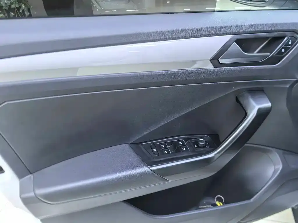 Volkswagen T-Roc 2021 из CN, фото 9