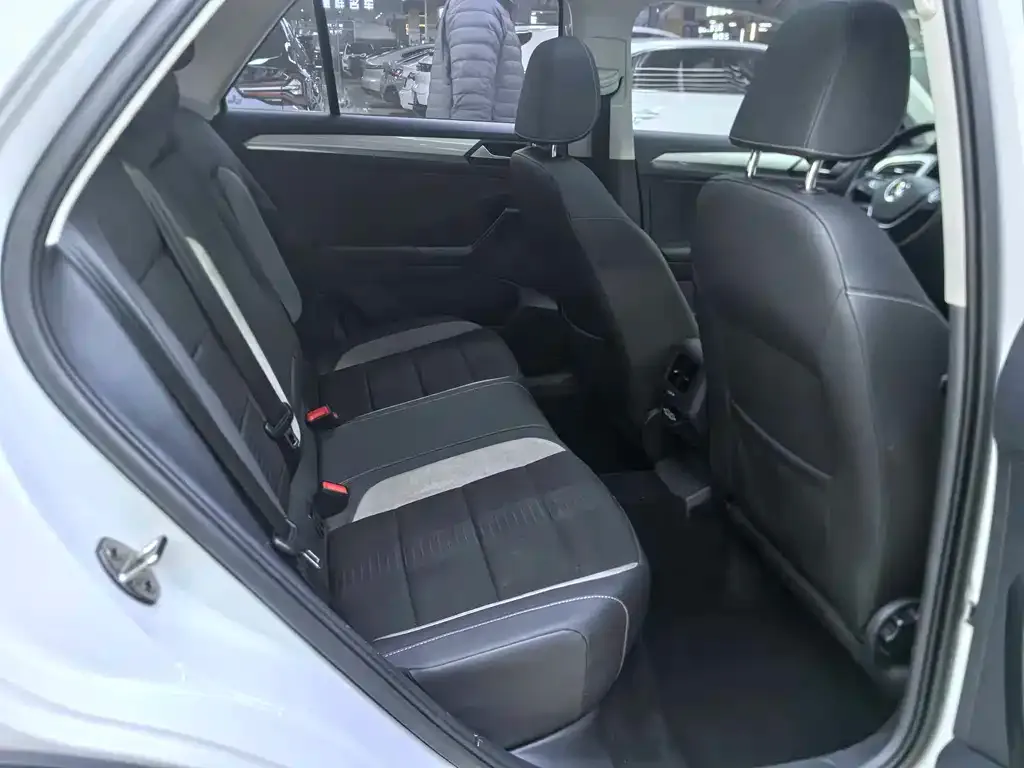 Volkswagen T-Roc 2021 из CN, фото 3