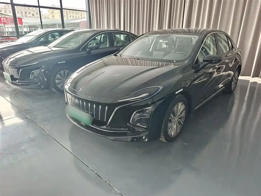 Hongqi E-QM5 2024 из CN, фото 1