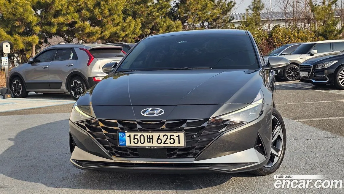 Hyundai AVANTE — фото 3