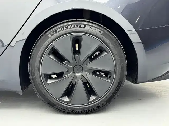 Tesla Model 3 2023 из CN, фото 5