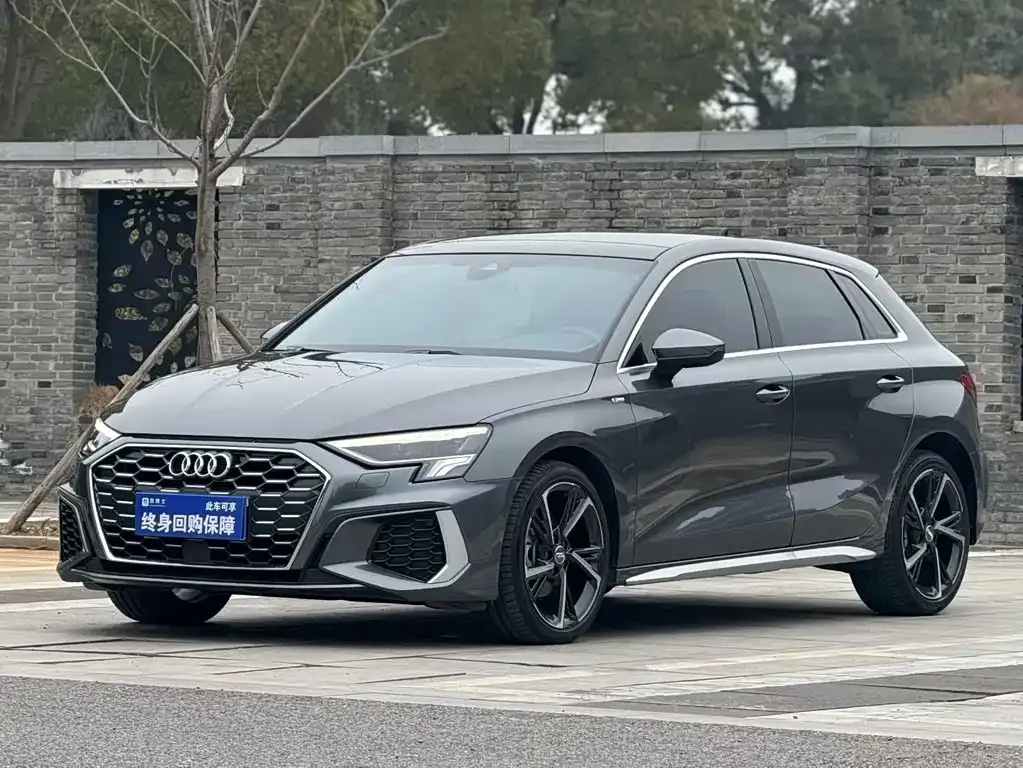 Audi A3 2021 из CN, фото 1