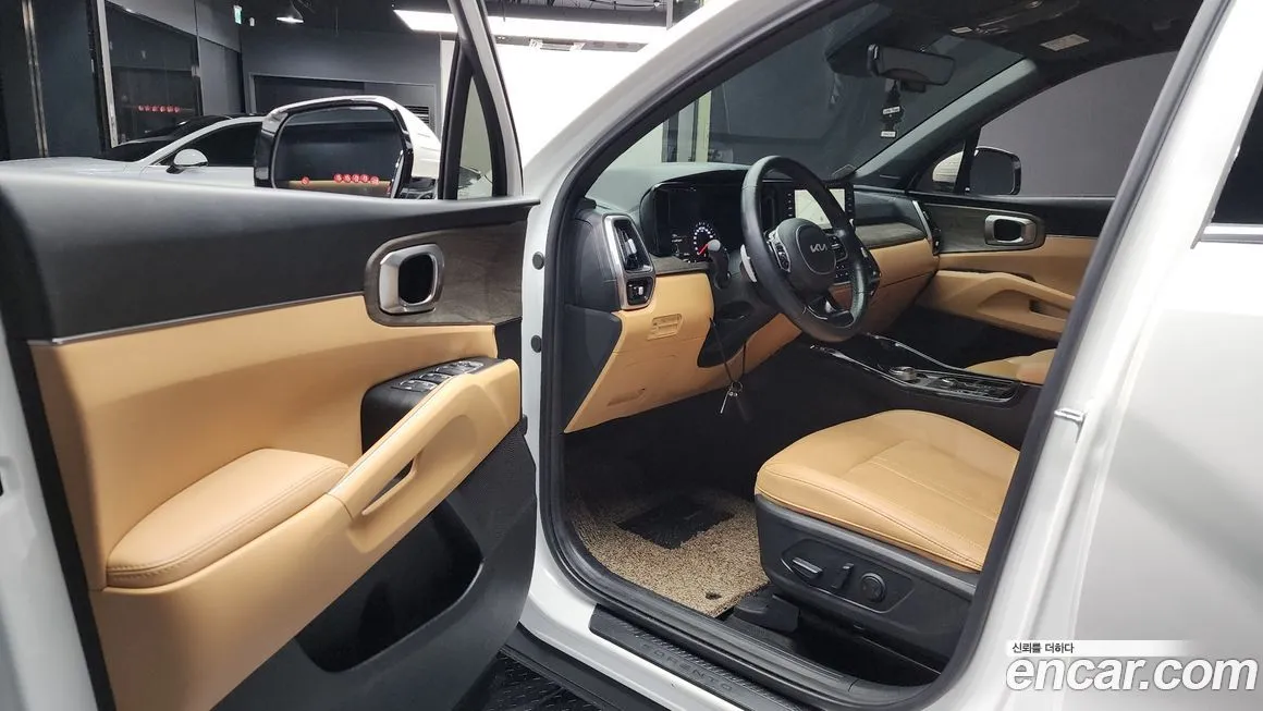 Kia Sorento — фото 10