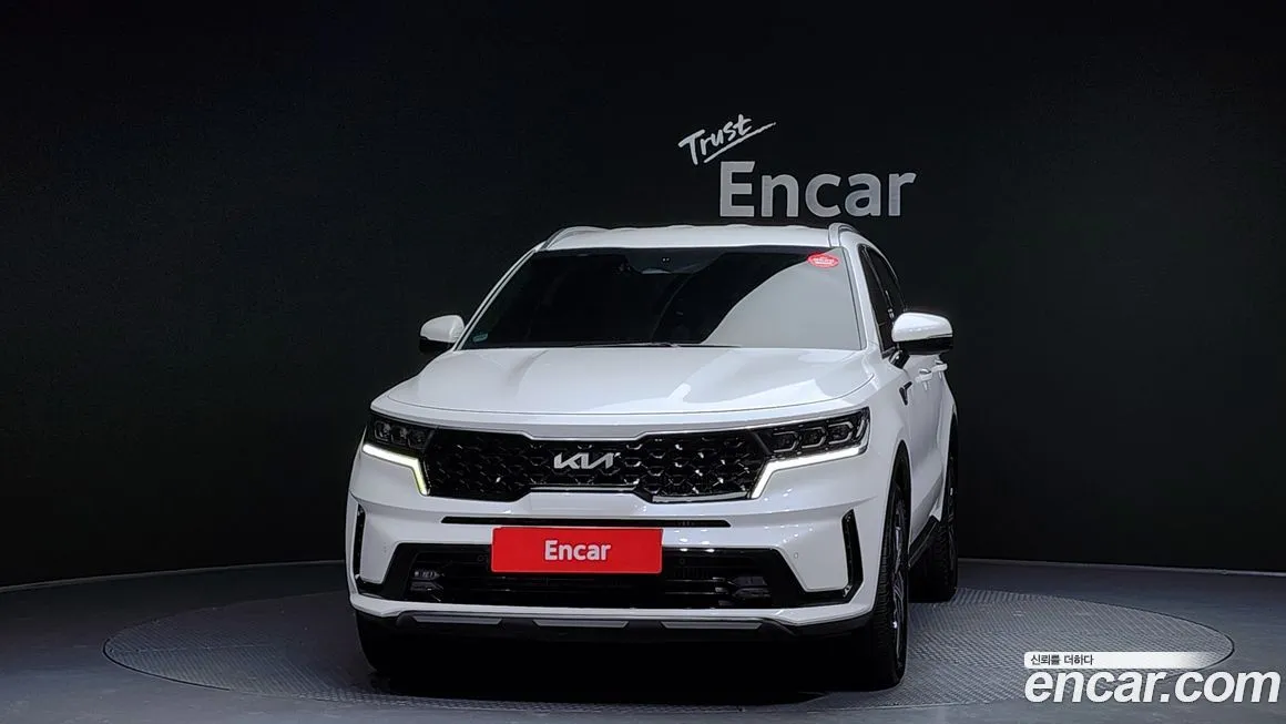 Kia Sorento — фото 7