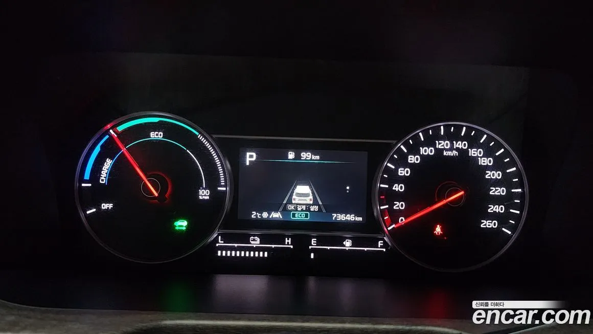Kia Sorento — фото 9