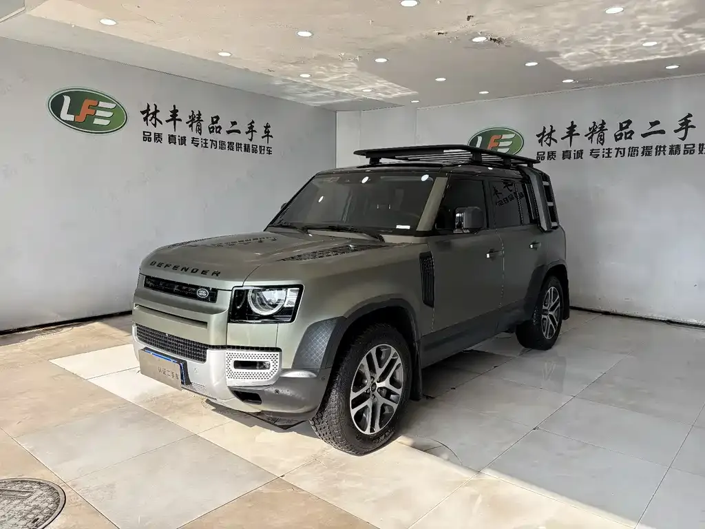 Land Rover Defender — фото 1