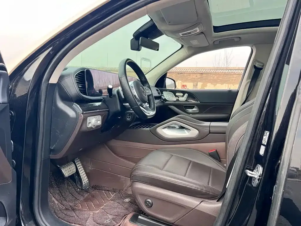Mercedes-Benz GLS — фото 2