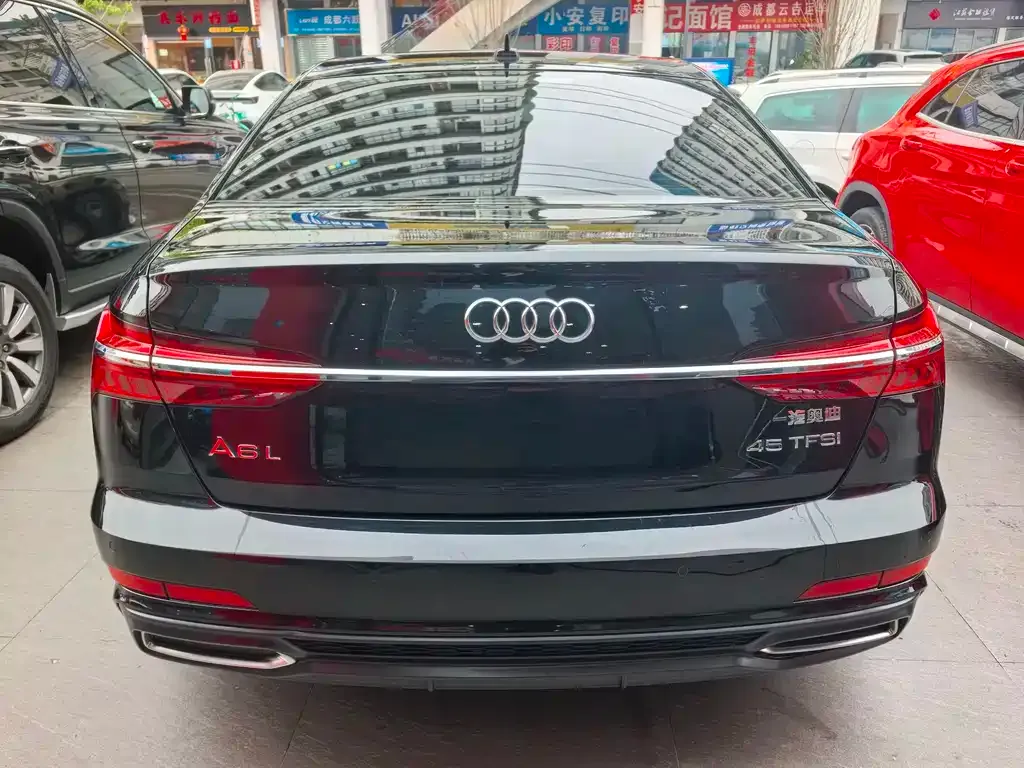 Audi A6L — фото 6