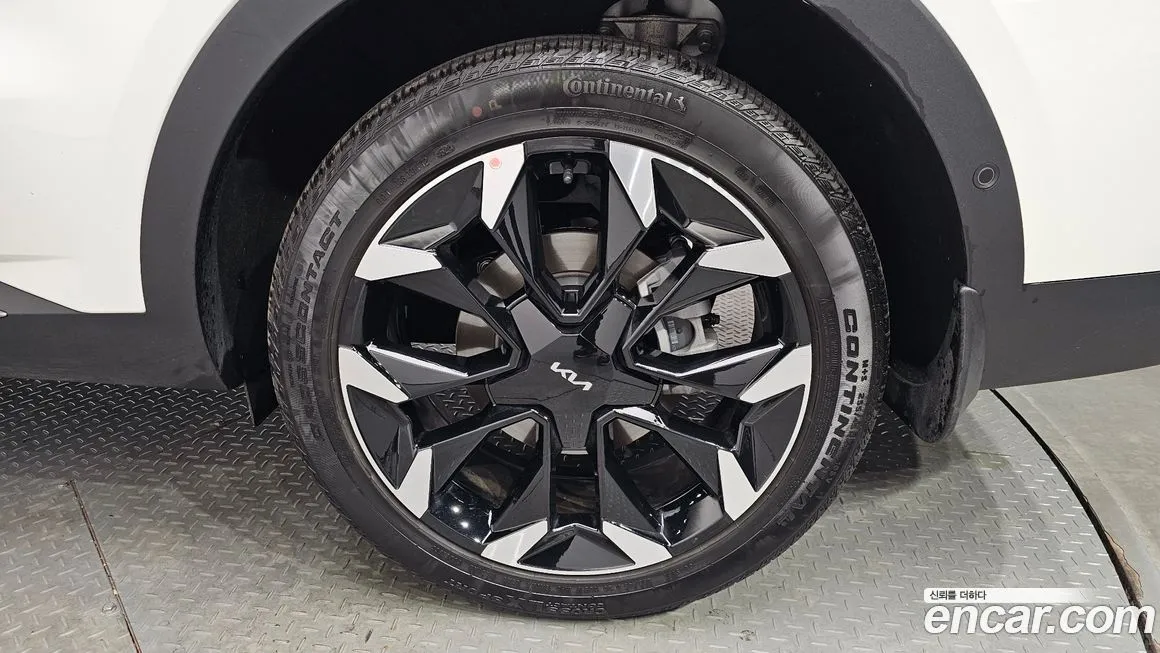 Kia Sorento — фото 9