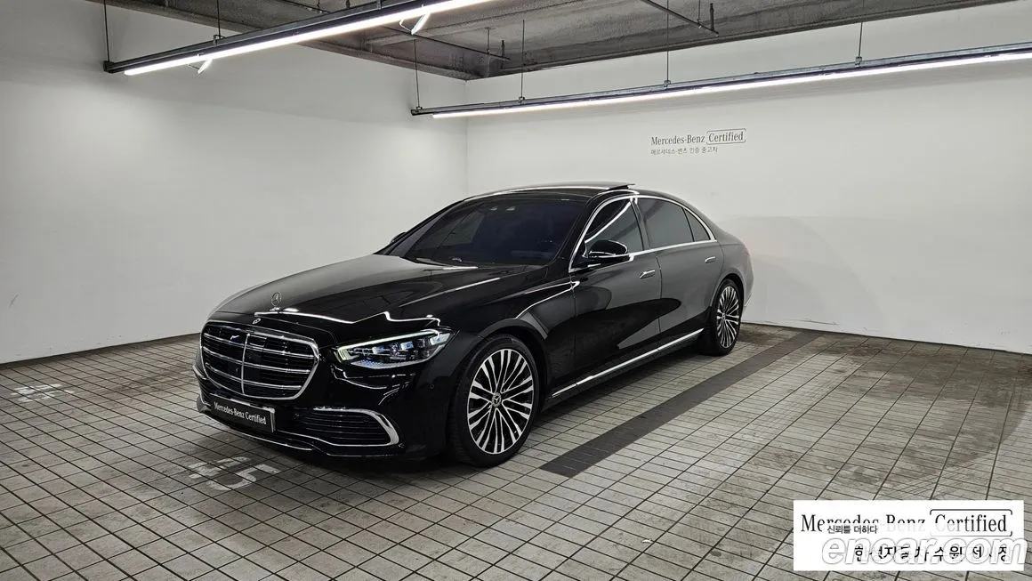 Mercedes-Benz S-Class — фото 1