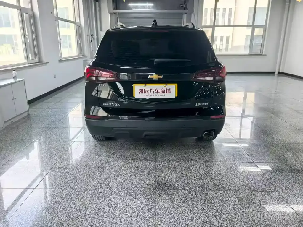 Chevrolet Equinox 2022 из CN, фото 5