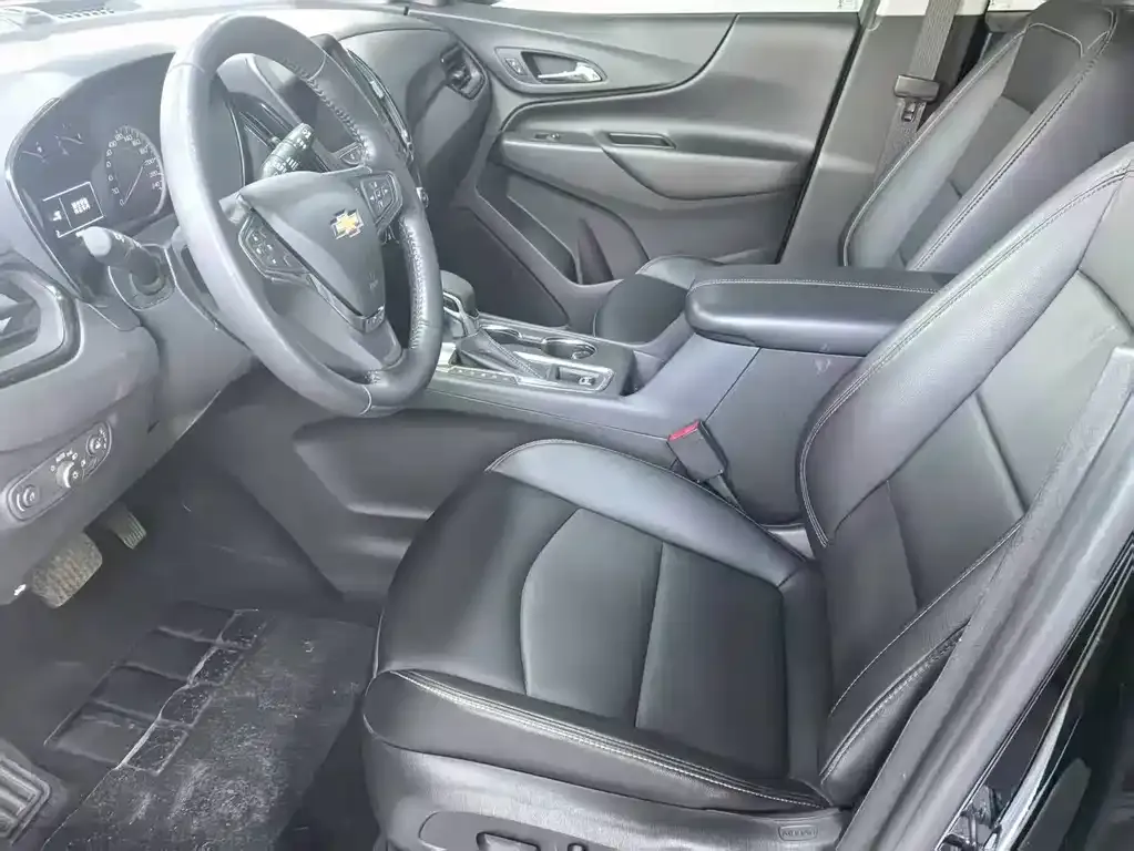 Chevrolet Equinox 2022 из CN, фото 2