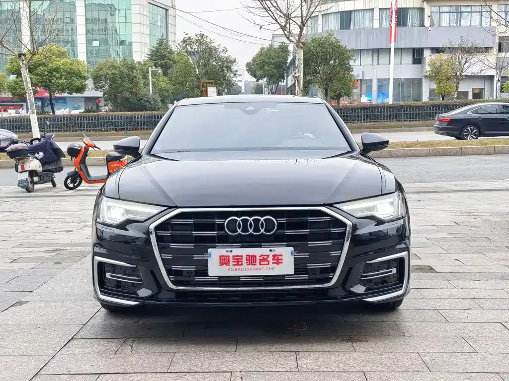 Audi A6L 2023 из CN, фото 8