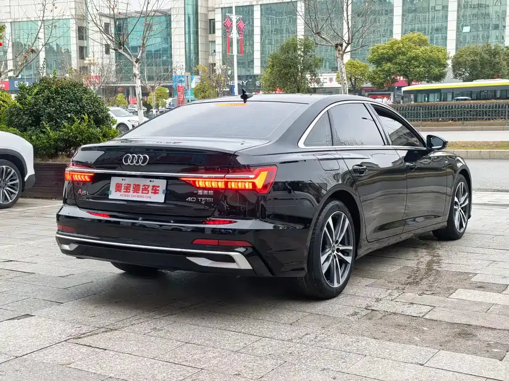 Audi A6L 2023 из CN, фото 6