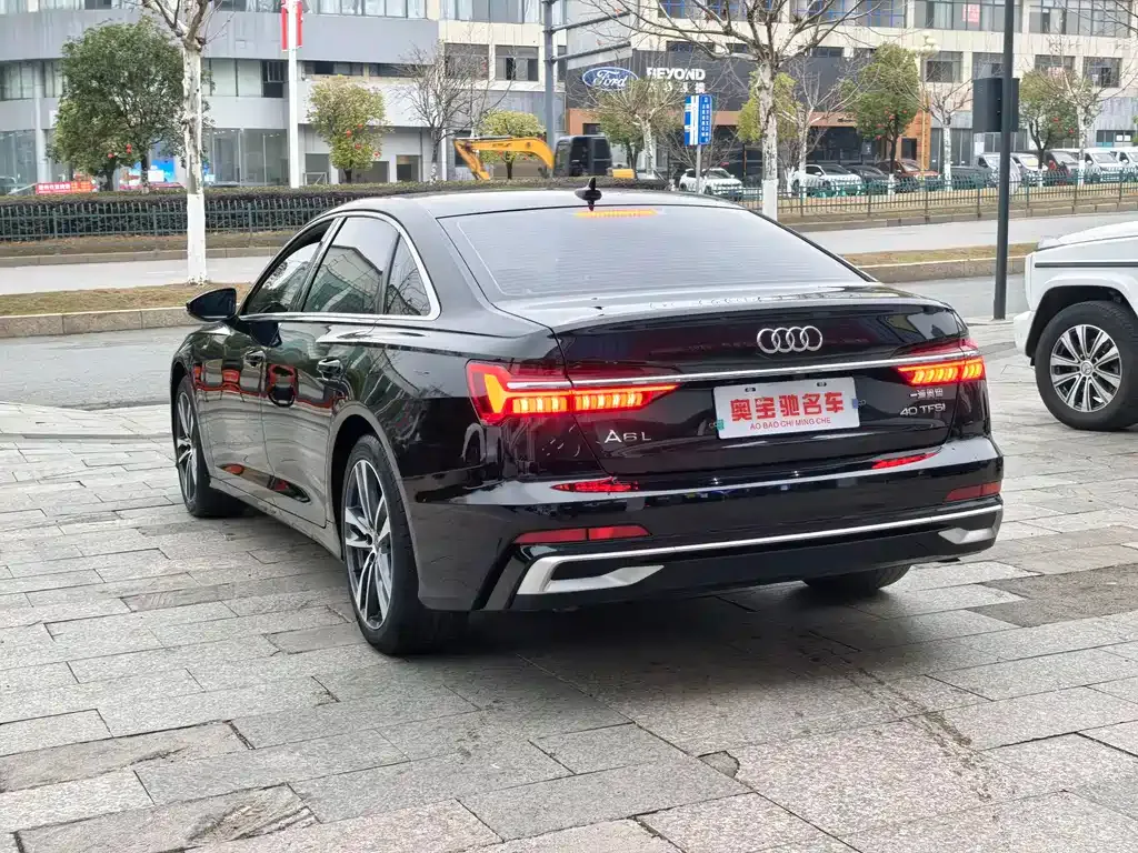 Audi A6L 2023 из CN, фото 9