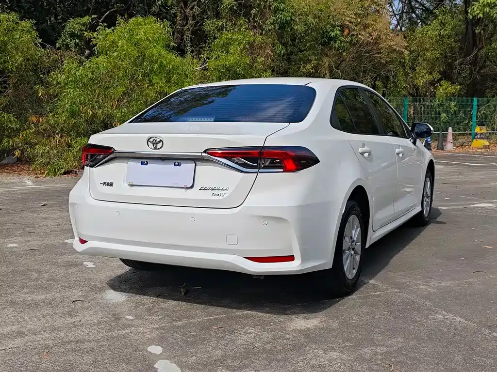 Toyota Corolla 2022 из CN, фото 9