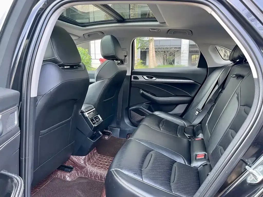 Geely Xingrui 2021 из CN, фото 2