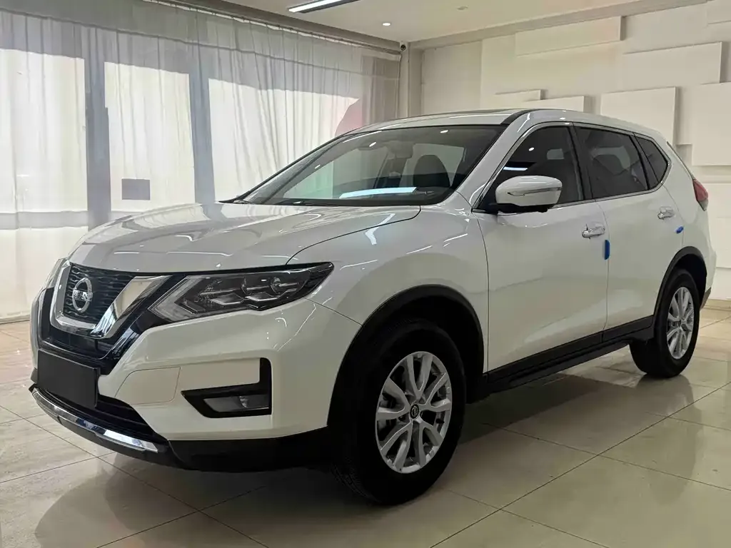 Nissan X-Trail 2022 из CN, фото 1