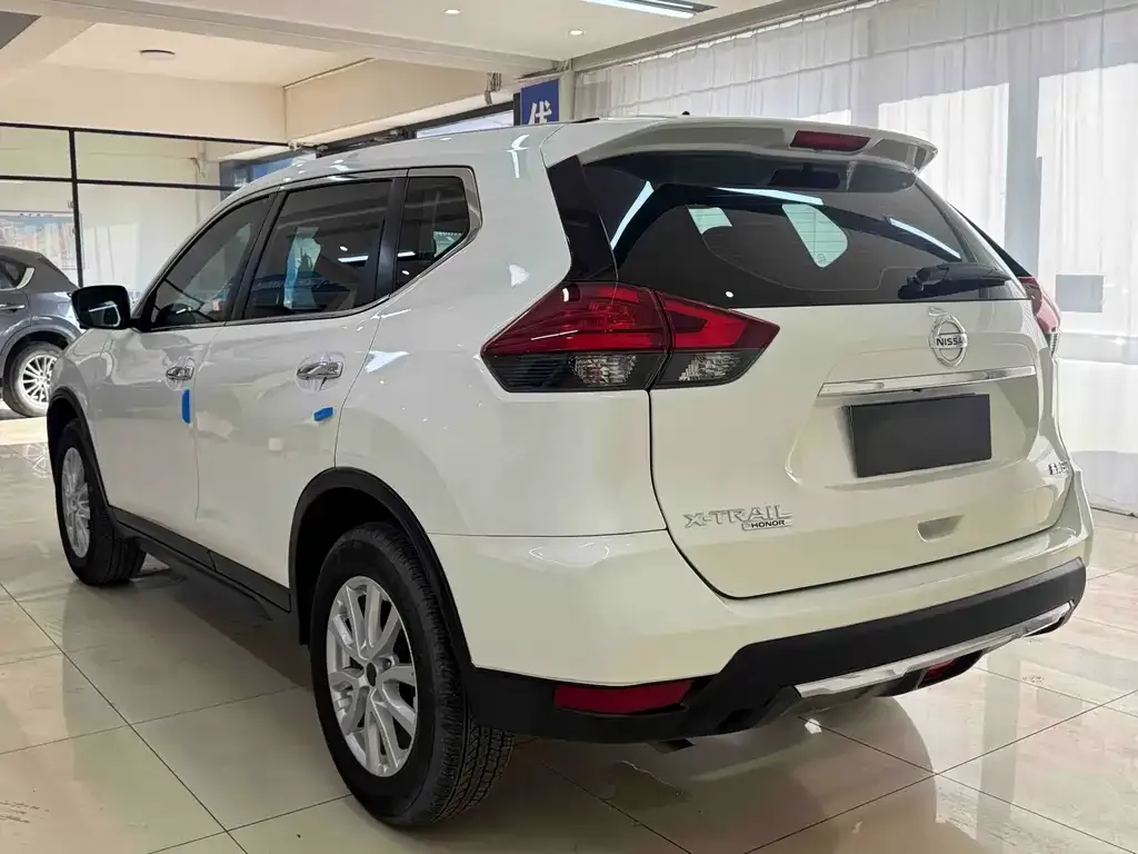 Nissan X-Trail 2022 из CN, фото 2