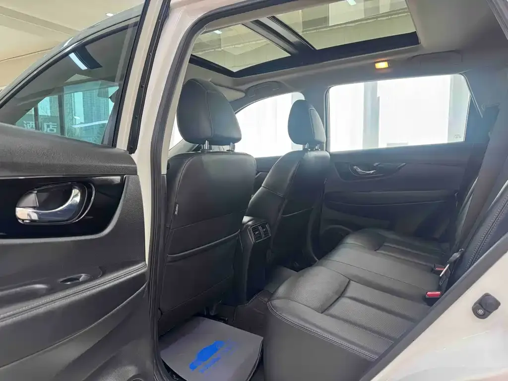 Nissan X-Trail 2022 из CN, фото 9