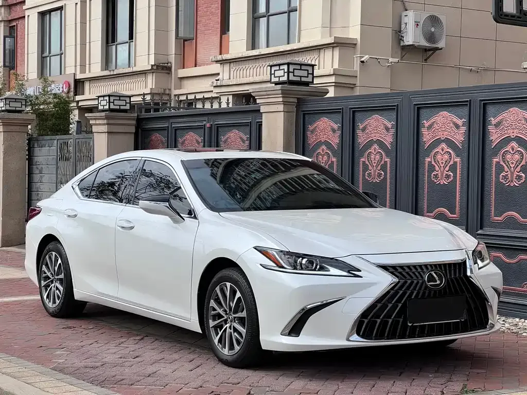 Lexus ES 2022 из CN, фото 9