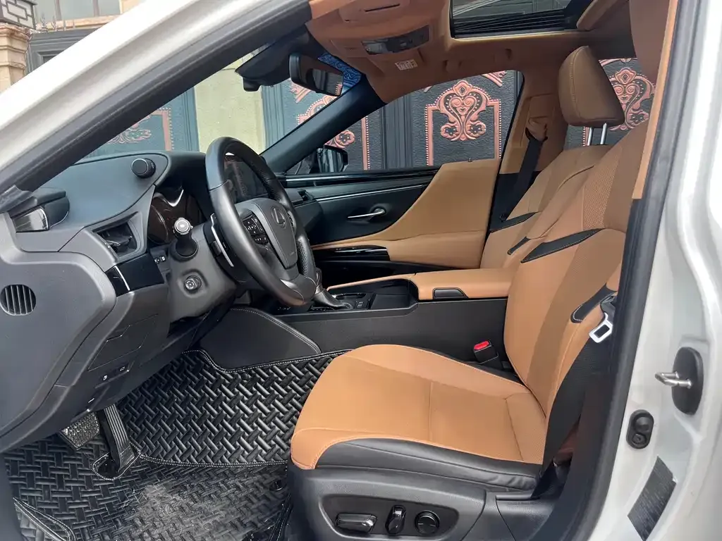 Lexus ES 2022 из CN, фото 5