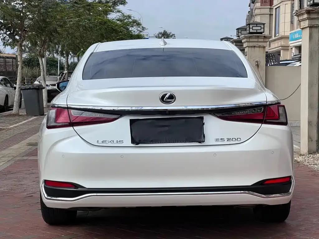 Lexus ES 2022 из CN, фото 4