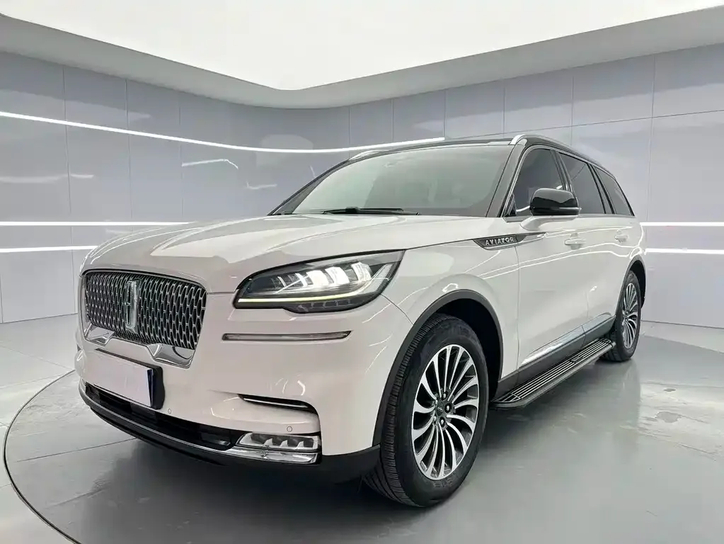 Lincoln Aviator 2021 из CN, фото 1