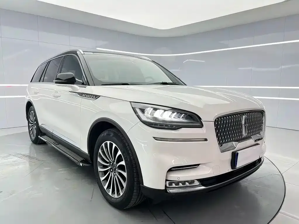 Lincoln Aviator 2021 из CN, фото 8
