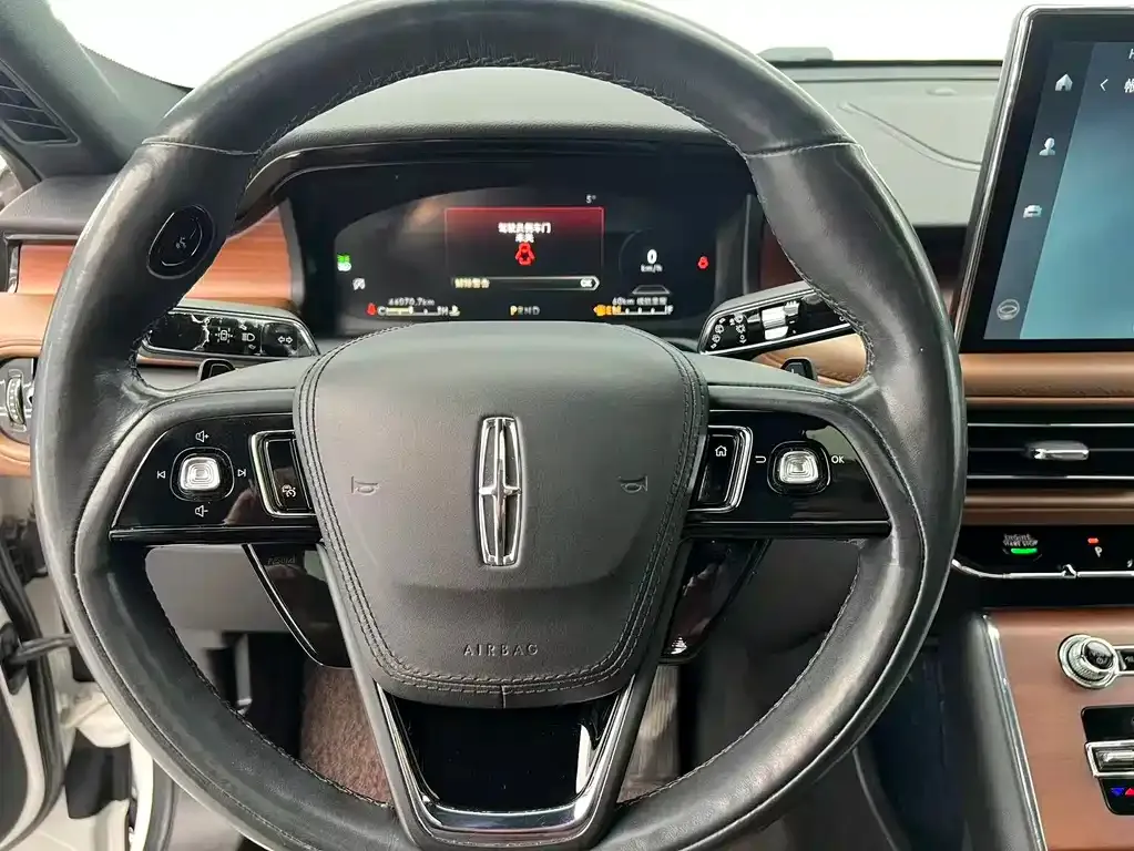 Lincoln Aviator 2021 из CN, фото 6