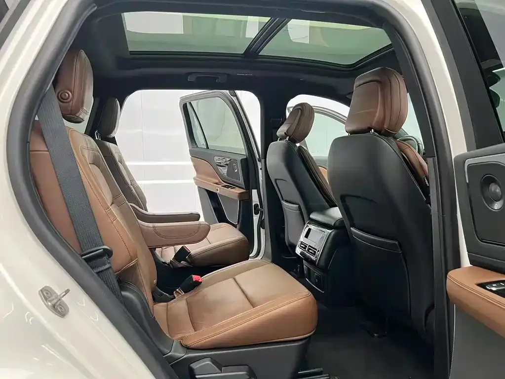 Lincoln Aviator 2021 из CN, фото 5