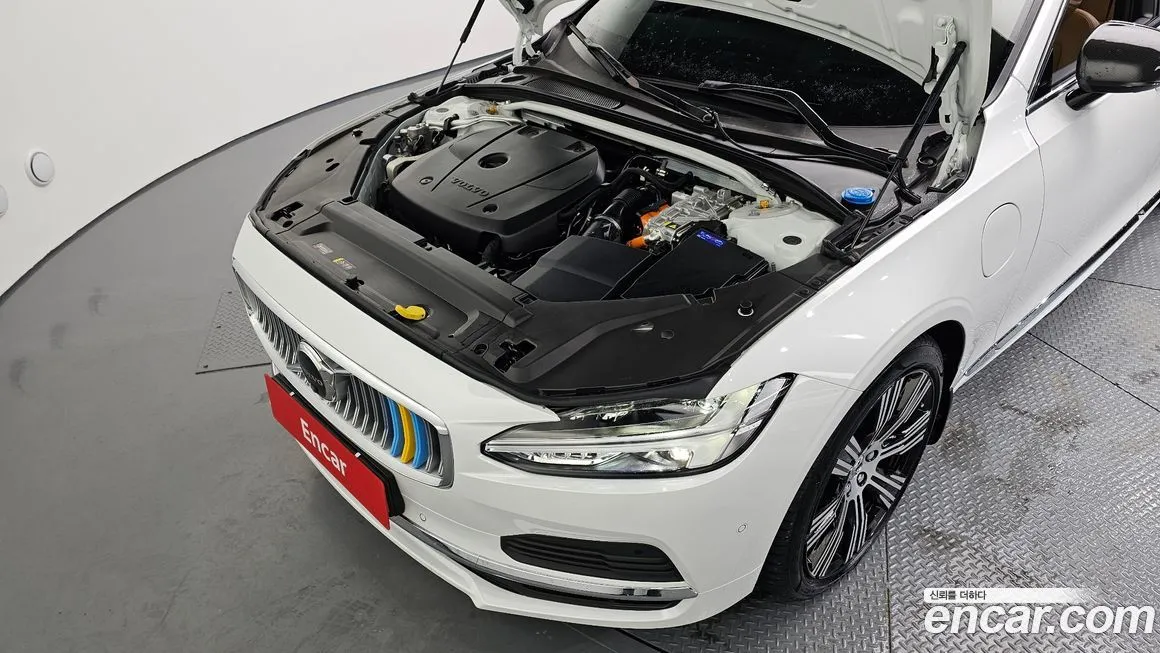 Volvo S90 2025 из KR, фото 8