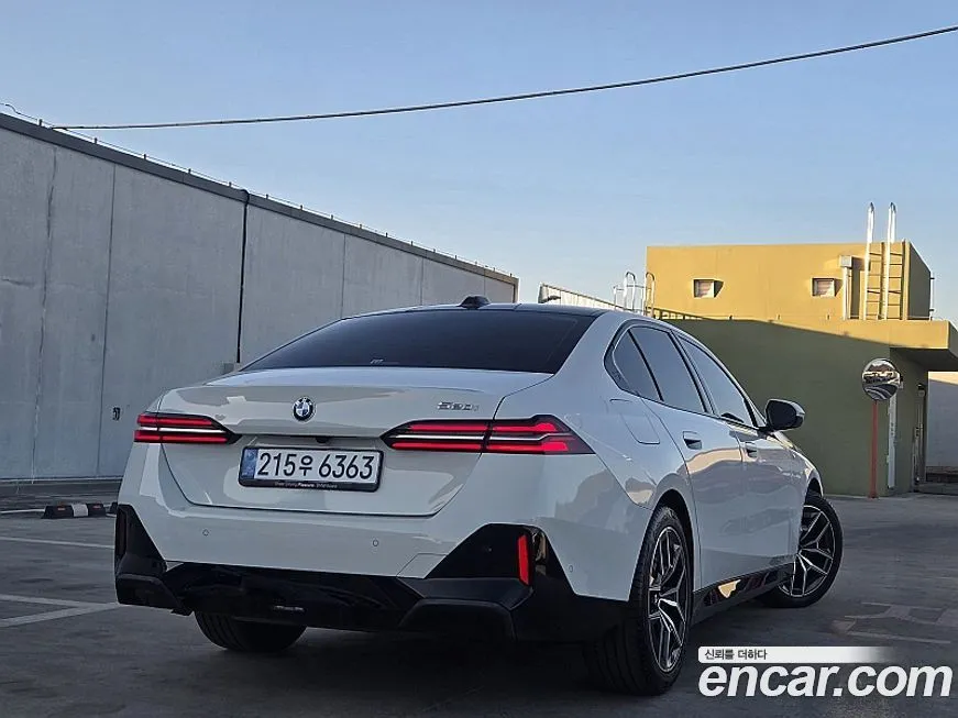 BMW 5-Series — фото 2