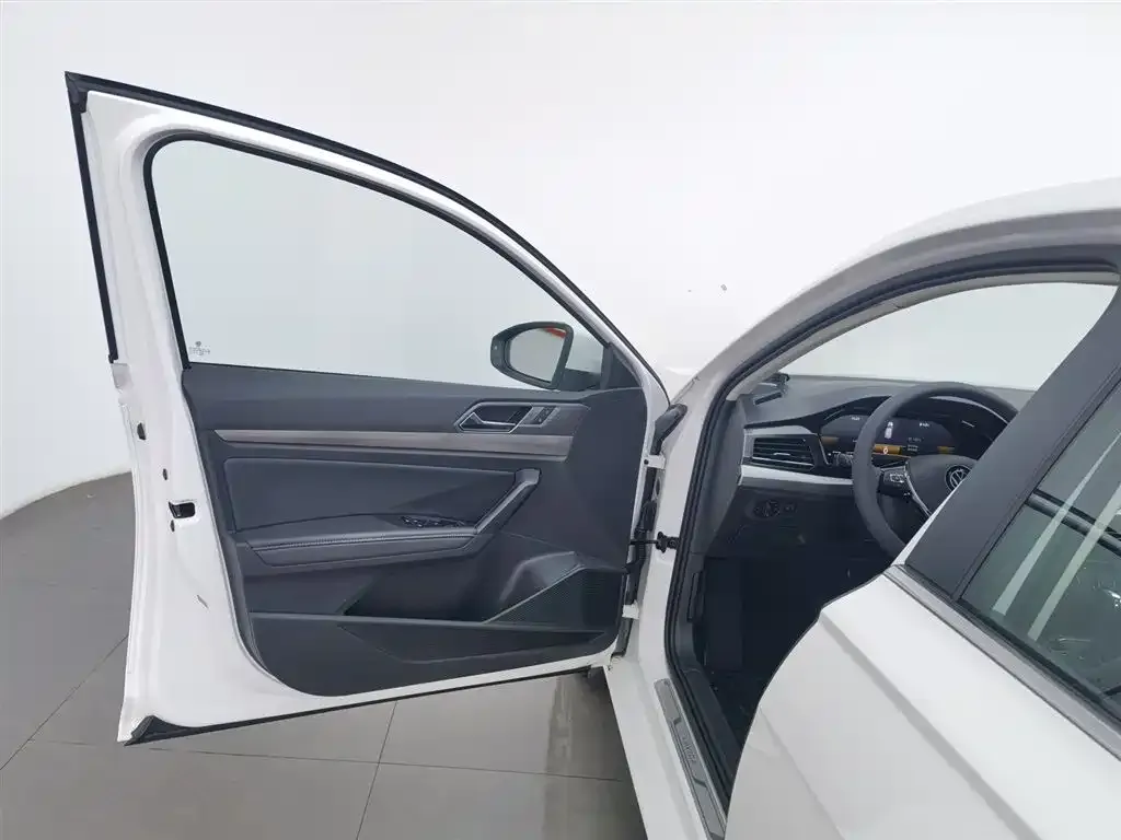 Volkswagen Lavida 2022 из CN, фото 5