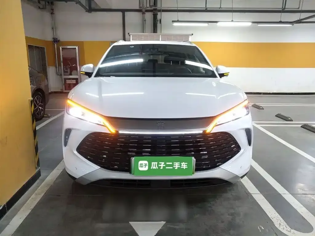 BYD L DM-i — фото 2