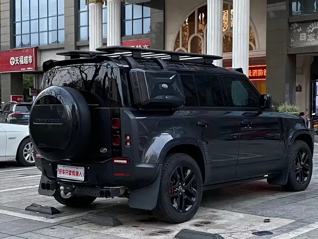 Land Rover Defender — фото 7