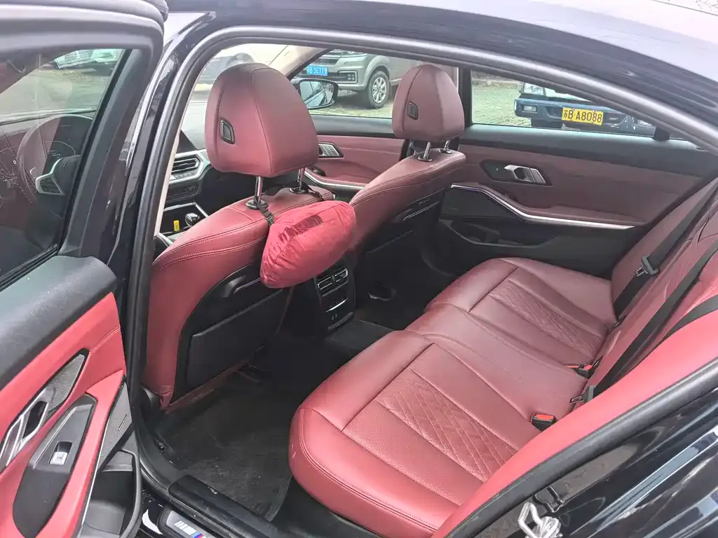 BMW 3 Series 2022 из CN, фото 5