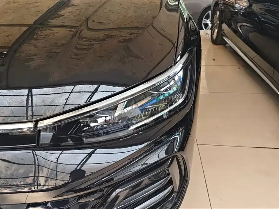 Volkswagen Passat 2024 из CN, фото 6