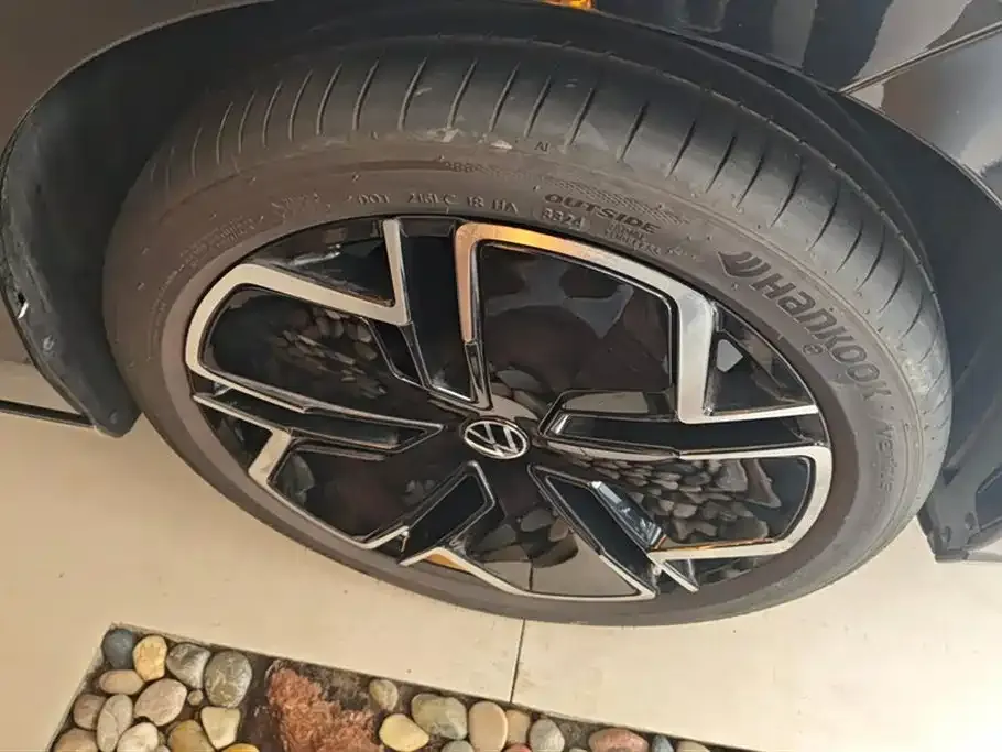 Volkswagen Passat 2024 из CN, фото 2