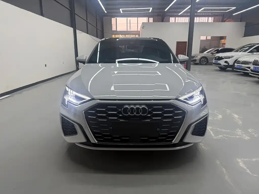 Audi A3 2022 из CN, фото 8