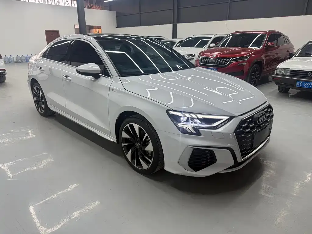 Audi A3 2022 из CN, фото 4