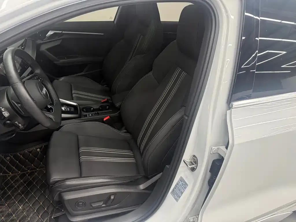 Audi A3 2022 из CN, фото 7