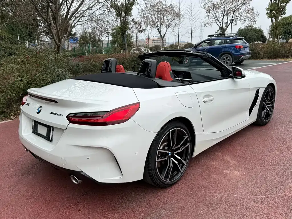 BMW Z4 2021 из CN, фото 9