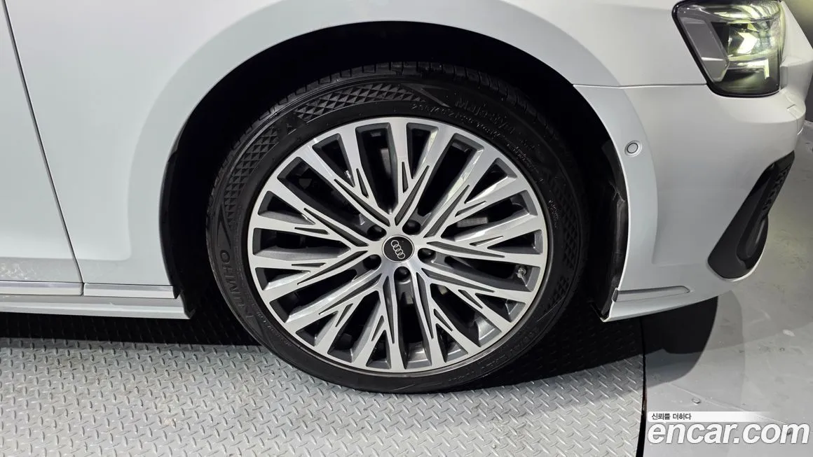 Audi A8 2023 из KR, фото 7