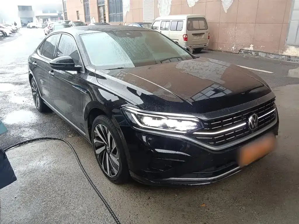 Volkswagen Passat — фото 9